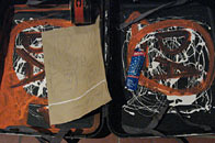 »Der Streikposten, Fridtjof«, temporäre Rauminstallation      und Performance (dieser Koffer wird ein Streikposten),      Nikodemus Kirche 2008, Berlin